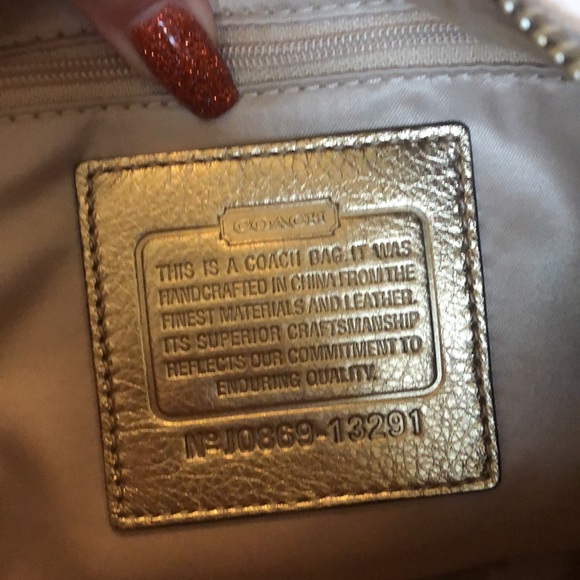 Authentic Coach Shoulder Bag - Picture 6 of 6